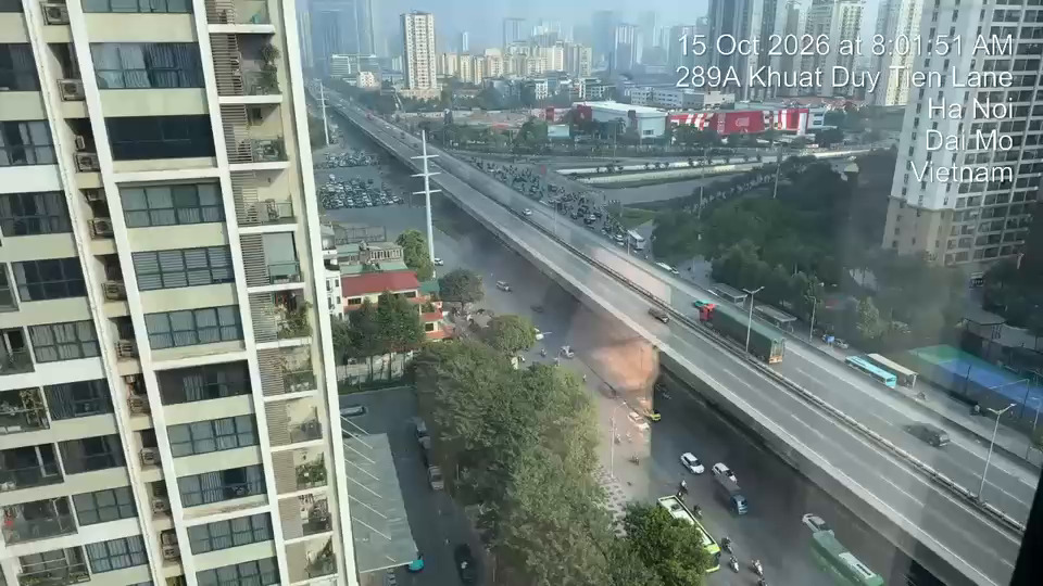 Still frame: North-facing view, 08:00